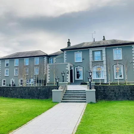 Newbay House *